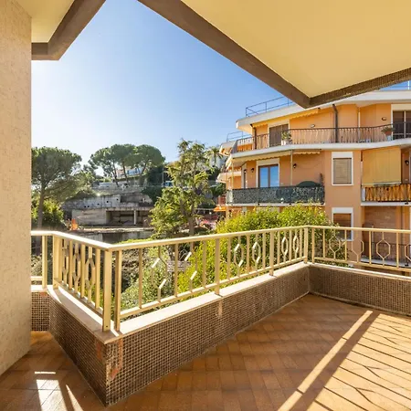 Sun & Sea Homes By Wonderful Italy * Sanremo