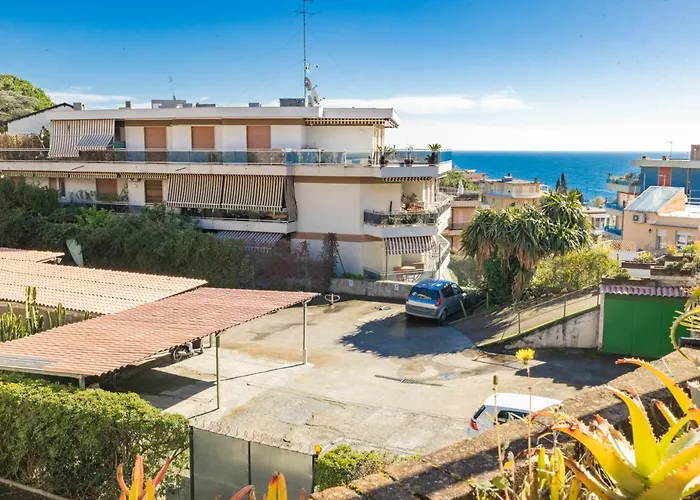 Sun & Sea Homes By Wonderful Italy * Sanremo